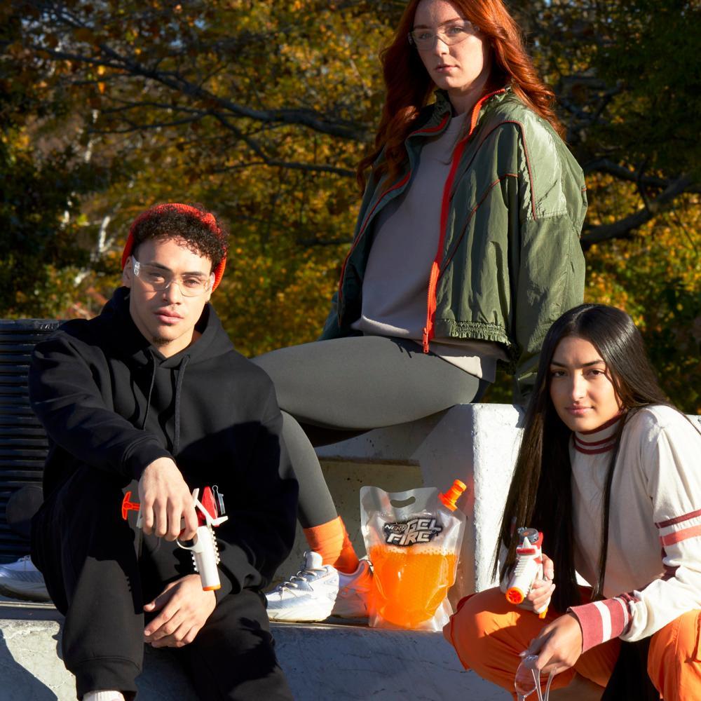 Nerf Pro Gelfire Ignitor Blaster 1000 Gelfire Rounds 60 Round Capacity T-Pull Priming Eyewear - Image 2