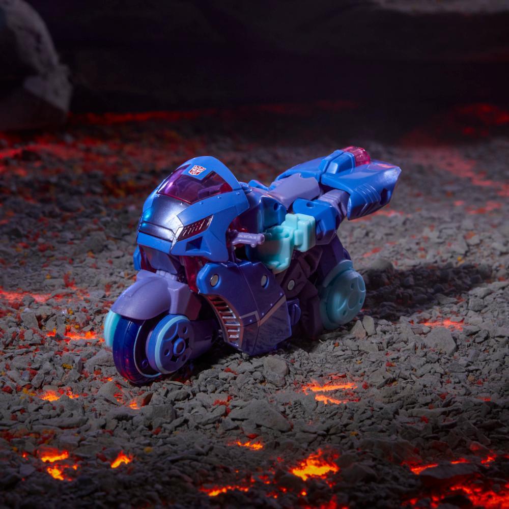 Transformers Legacy United Deluxe Cyberverse Universe Chromia 55 Action Figure 8 - Image 3