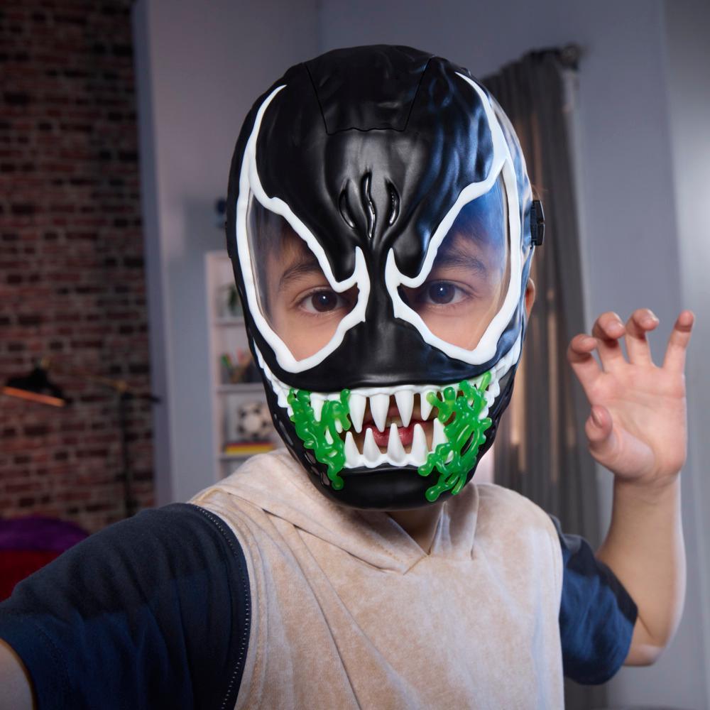 Marvel Spider-Man VenomVersus Venom Glow-In-The-Dark Mask for Role Play Super Hero Toys for Kids Ages 5 - Image 3