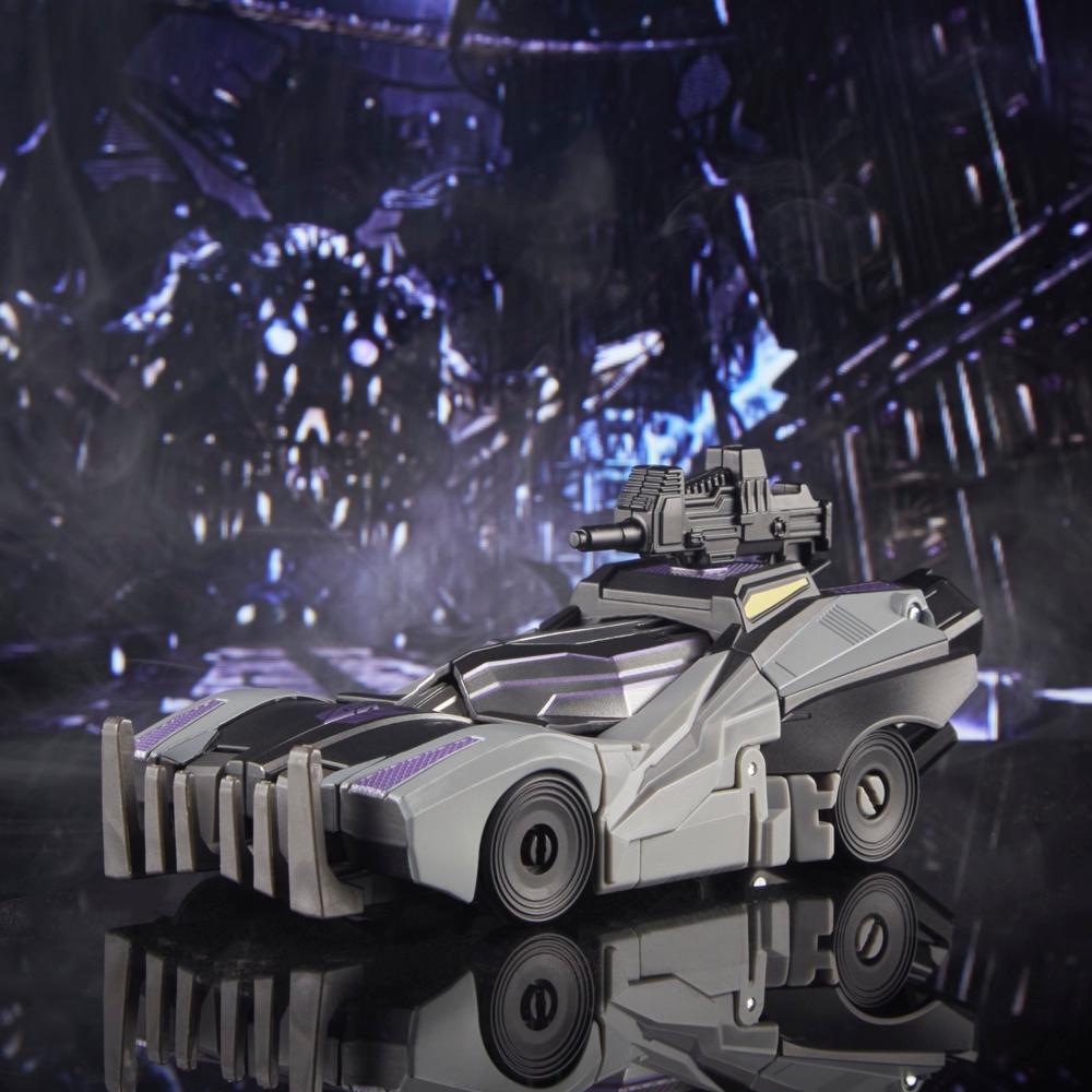 Transformers Studio Series Deluxe 02 Gamer Edition Barricade Converting Action Figure 45 - Image 3