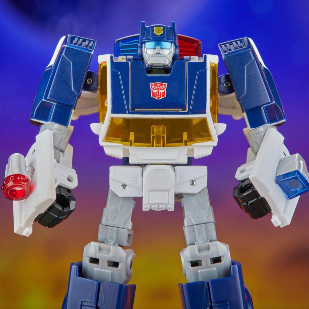 Transformers Legacy United Deluxe Rescue Bots Universe Autobot Chase 55 Action Figure 8 - Image 5